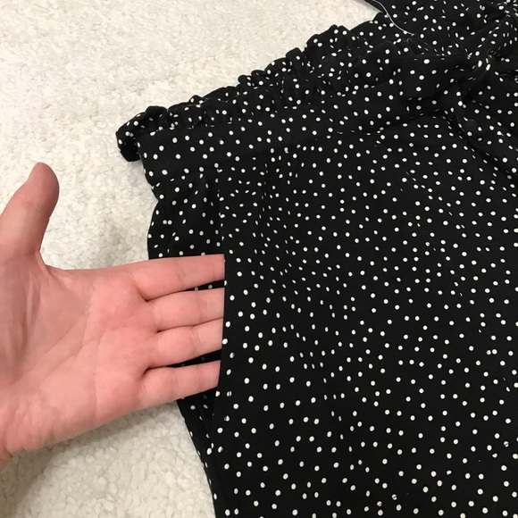 Torrid Paper Bag Shorts Polka Dot Black White Mid Rise Size L - Picture 3 of 14